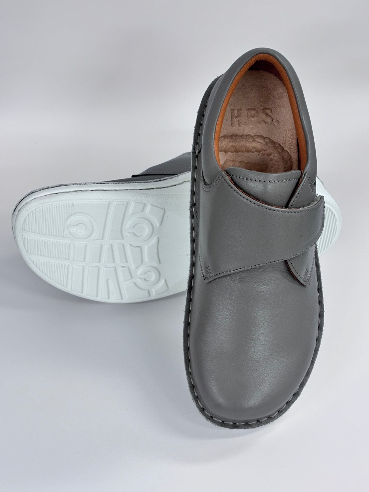【ちょっと訳アリ*54】【22.5】No.60812 定番ストラップシューズ（トープグレー）