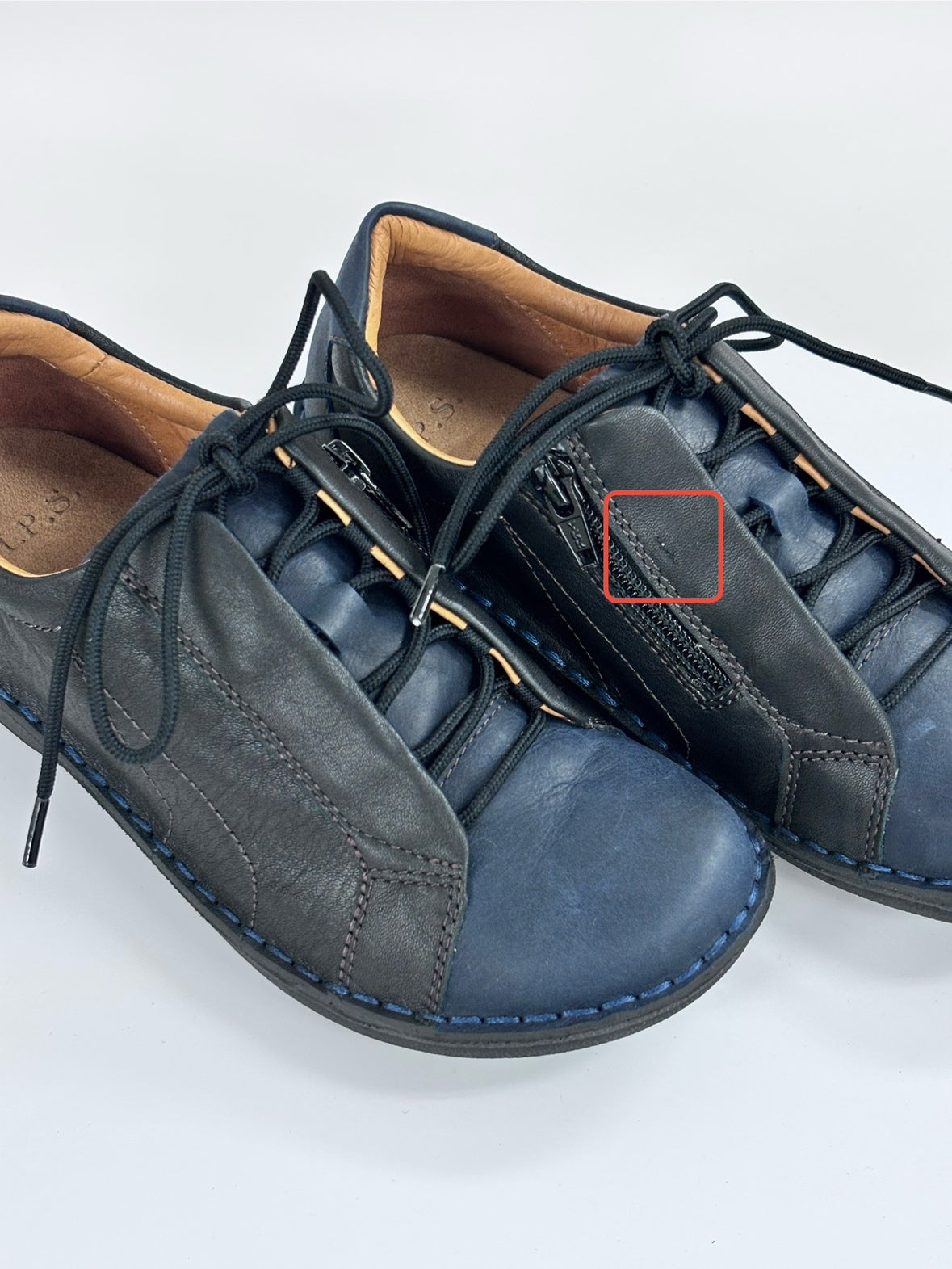 【ちょっと訳アリ*60】【22.5】No.10610 スーパーライトレースアップシューズ（ダークブルー）