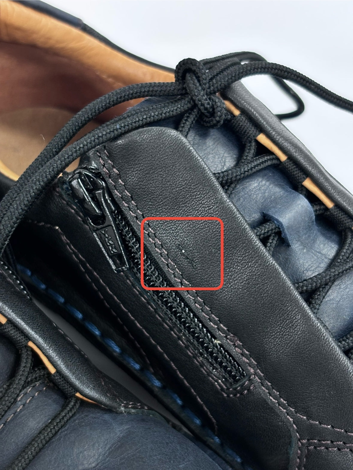 【ちょっと訳アリ*60】【22.5】No.10610 スーパーライトレースアップシューズ（ダークブルー）